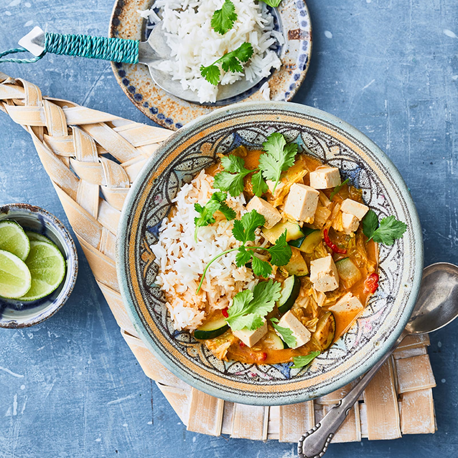 Thai-Curry mit Tofu und Reis